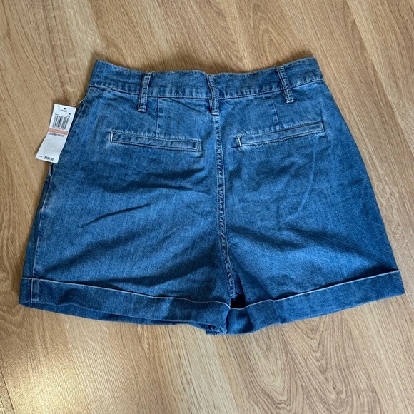 FRAME DENIM Pleated Wide Cuffed Shorts Size 2 NWT - Picture 5 of 9